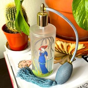 VINTAGE ART DECO STYLE BOUDOIR VANITY PERFUM BOTTLE WITH PUMP & TASSLE
